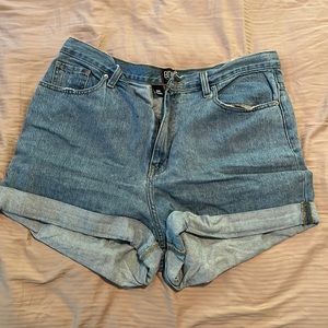 High top fold over Jean shorts